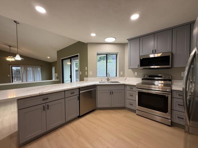 Image 15 of 38 For 1870 Azurite Way