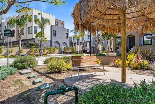 2445 Verano Way, Vista CA: https://media.crmls.org/mediaz/9bfaff23-f0b2-4133-bb2a-8272e0b7c5d6.jpg