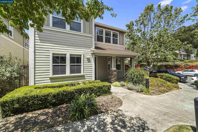 513 Lexington Dr, Vallejo CA: https://media.crmls.org/mediaz/9bfcfdae-41fc-4150-9ba6-195494c4936f.jpg