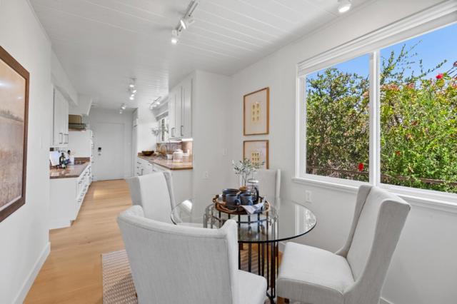 2989 Dolores Way, Burlingame CA: https://media.crmls.org/mediaz/9bfd91bf-2efb-4a34-8a5a-a96c9a8f3045.jpg