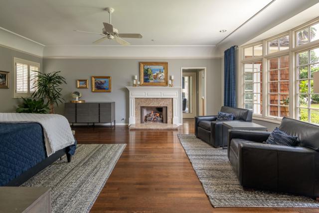 5839 Camino De La Costa, La Jolla CA: https://media.crmls.org/mediaz/9bfe7060-c5e7-4bb8-9552-3d3368cb10b0.jpg
