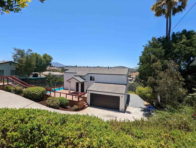 9347 Kahlua Way, Spring Valley CA: https://media.crmls.org/mediaz/9bfe7eec-6002-4317-b45c-66cc34820b60.jpg