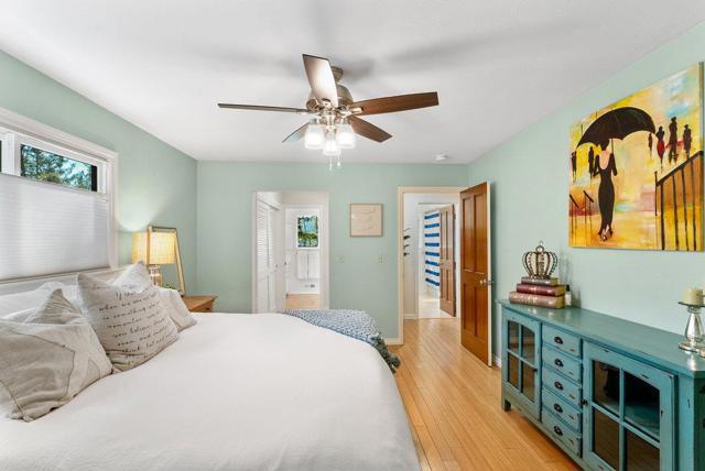 24 Terrace Way, Felton CA: https://media.crmls.org/mediaz/9bfe915b-862a-4062-8fa9-30de8ebbf526.jpg