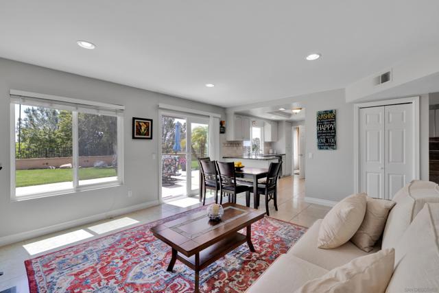 9959 Riverhead Dr, San Diego CA: https://media.crmls.org/mediaz/9bfebd59-bd80-43ca-bf52-77e6c64dcb92.jpg