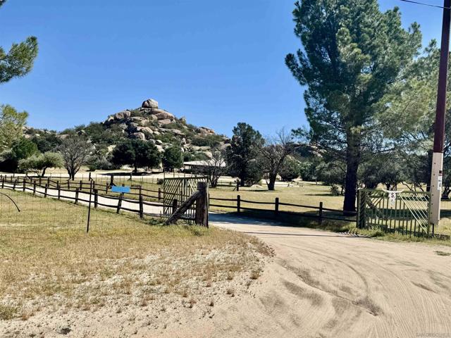 Image 19 of 75 For 41083 Old Highway 80