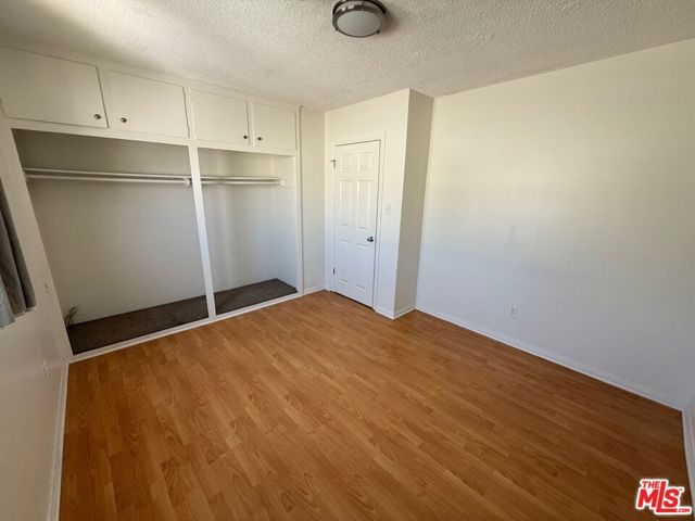 648 N Grand Avenue, Los Angeles CA: https://media.crmls.org/mediaz/9bff7e7e-96d2-411c-b156-2cfadc1ad66b.jpg