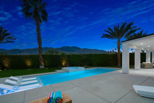2779 Princess Lane, Palm Springs CA: https://media.crmls.org/mediaz/9c0086ac-511f-43af-9486-c9533e44cbd9.jpg