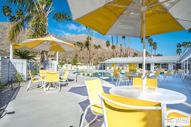 112 Pali Drive, Palm Springs CA: https://media.crmls.org/mediaz/9c008da8-ac9b-4022-8dd6-54ad3bfe6a9a.jpg