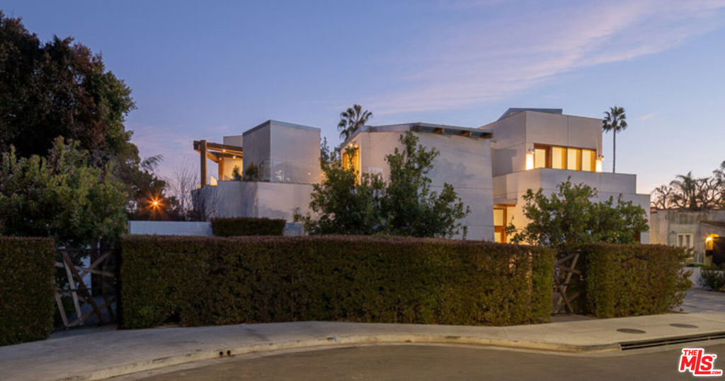898 COMMONWEALTH Avenue, Venice, CA 90291