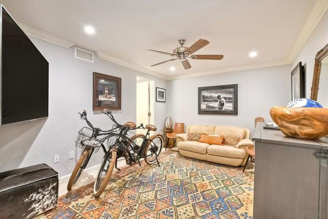 812 San Antonio Pl, San Diego CA: https://media.crmls.org/mediaz/9c01650b-fc76-4c93-bac1-052964e1839a.jpg