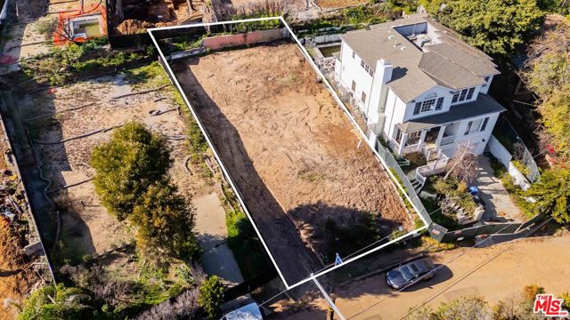 575 N Marquette Street, Pacific Palisades CA: https://media.crmls.org/mediaz/9c0225df-2dea-4d85-af10-ef96b5d8e1c4.jpg