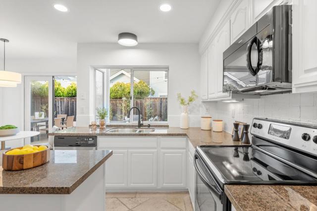 445 Mcdonnel Road, Alameda CA: https://media.crmls.org/mediaz/9c02632c-bbee-47a6-9a96-63e82521d71f.jpg