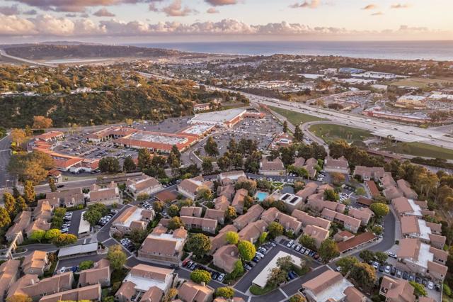 Detail Gallery Image 6 of 39 For 930 via Mil Cumbres #170,  Solana Beach,  CA 92075 - 1 Beds | 1 Baths