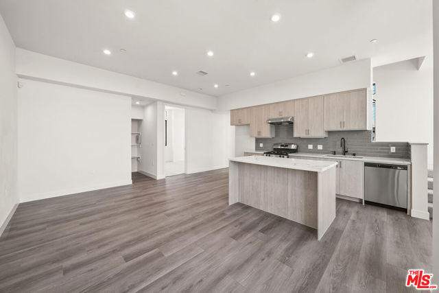1204 N Orange, West Hollywood CA: https://media.crmls.org/mediaz/9c03e688-8c3e-48cf-b54a-346b465b7966.jpg
