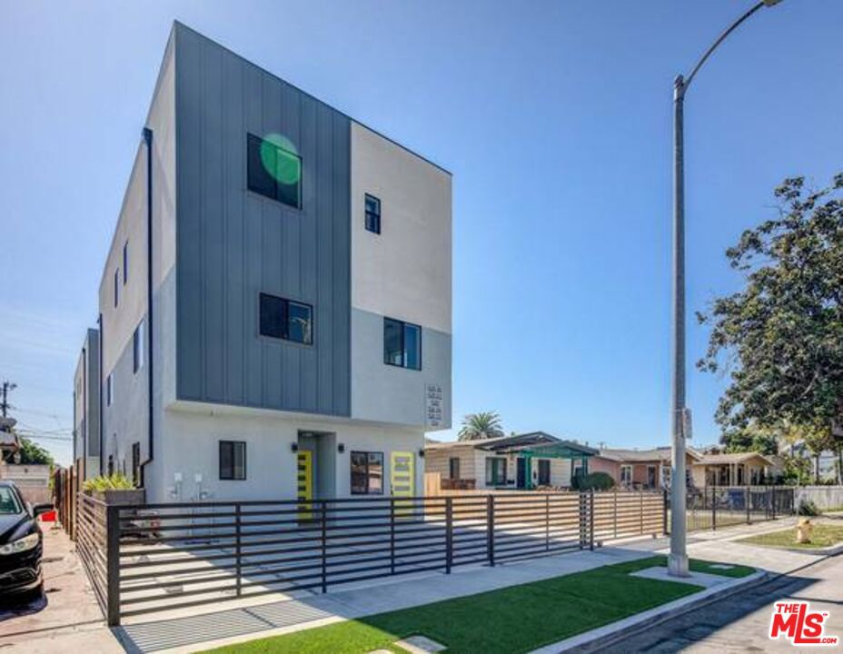 624 W 83rd Street #624 1/2