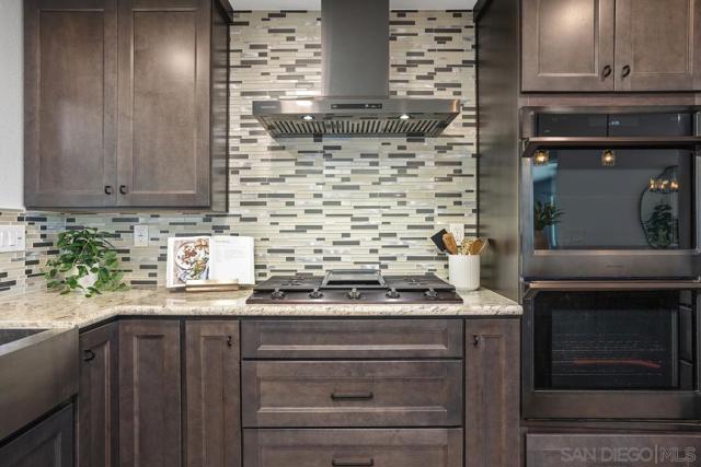 14210 Tierra Bonita Road, Poway CA: https://media.crmls.org/mediaz/9c069cb9-add9-4138-af95-23d91dfdf83d.jpg