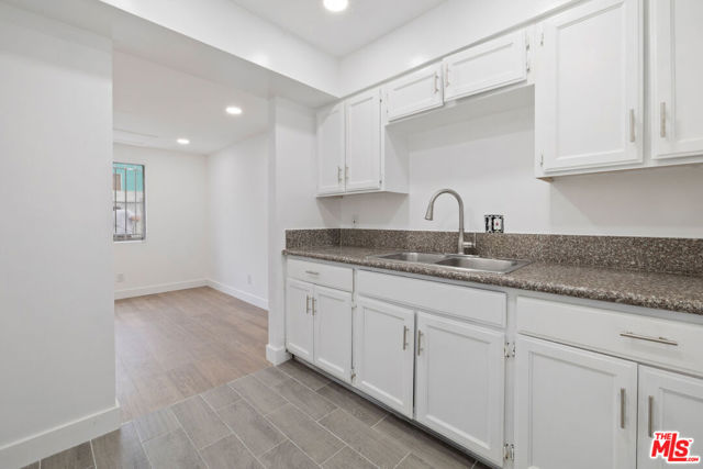 1346 E 83rd Street, Los Angeles CA: https://media.crmls.org/mediaz/9c06e21d-4759-48bf-bd6d-3919f65c45ac.jpg