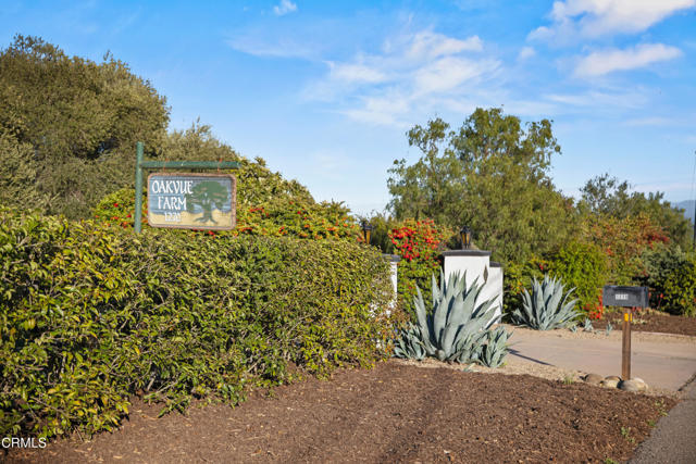 1270 Dove Meadow Road, Solvang CA: https://media.crmls.org/mediaz/9c07bebb-0af9-488c-a6e8-9a782b332b3b.jpg