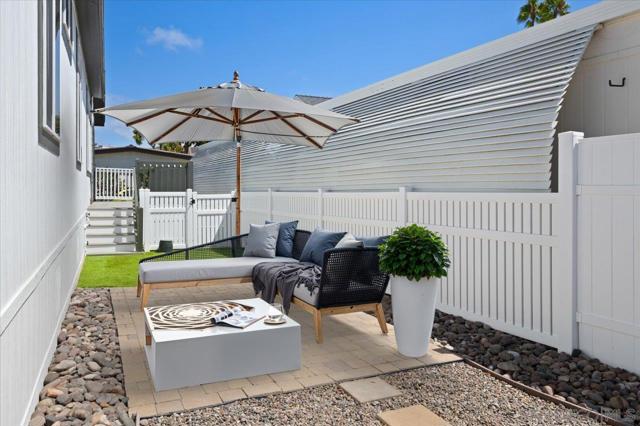 7207 Santa Barbara Street, Carlsbad CA: https://media.crmls.org/mediaz/9c07ed56-8c7e-4b10-ac02-2f2636a6b888.jpg