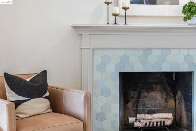150 Santa Rita Dr, Walnut Creek CA: https://media.crmls.org/mediaz/9c0896dc-3d3b-4a2d-a948-05c40c89cd1a.jpg