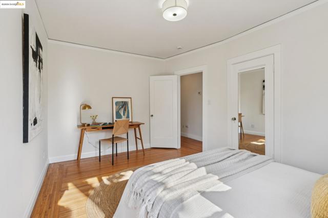 533 Lewis Ave, San Leandro CA: https://media.crmls.org/mediaz/9c094bd8-a2ed-4985-bcf4-11cfe07a682a.jpg