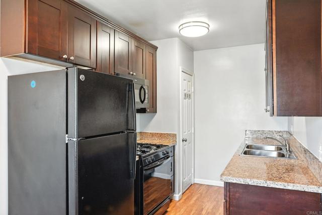 800 Emory Street, Imperial Beach CA: https://media.crmls.org/mediaz/9c09dbf6-c4d4-4f88-8b21-9095d60277f2.jpg
