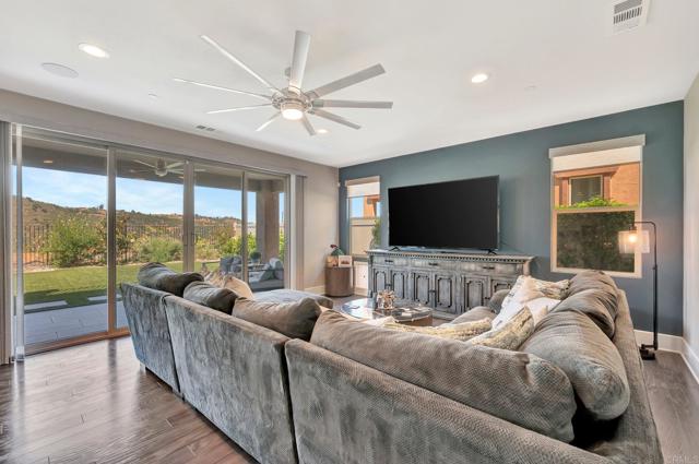 Image 8 of 47 For 35822 Blue Breton Drive