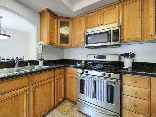 Detail Gallery Image 1 of 42 For 5010 Los Morros Way #23,  Oceanside,  CA 92057 - 2 Beds | 2 Baths