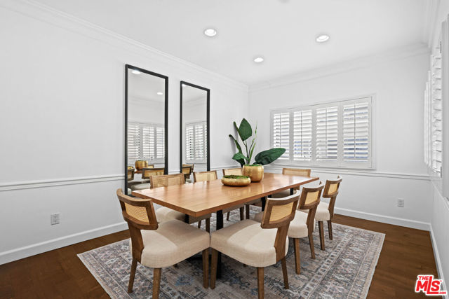 11928 Kiowa Avenue, Los Angeles CA: https://media.crmls.org/mediaz/9c0b0a15-c8bb-4517-a0e9-0cafb9398a0a.jpg
