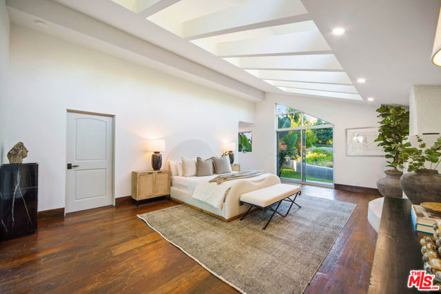 6166 Ramirez Canyon Road, Malibu CA: https://media.crmls.org/mediaz/9c0b259c-8239-4bcf-9a98-53750796eb6a.jpg