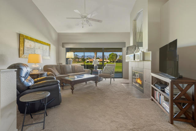 41809 Preston Trail, Palm Desert CA: https://media.crmls.org/mediaz/9c0b3a3a-7139-4c0c-93e0-bb73508157fd.jpg