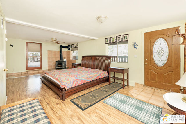 6307 Cedar Court, Angelus Oaks CA: https://media.crmls.org/mediaz/9c0b9a75-c603-4e83-9c45-758fd0540df1.jpg