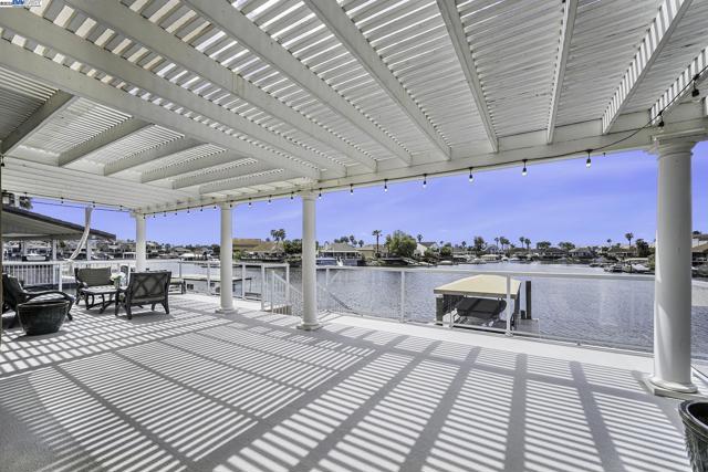 4892 South Pt, Discovery Bay CA: https://media.crmls.org/mediaz/9c0c80f7-fe1b-4f64-b178-24bdaa2f08c8.jpg