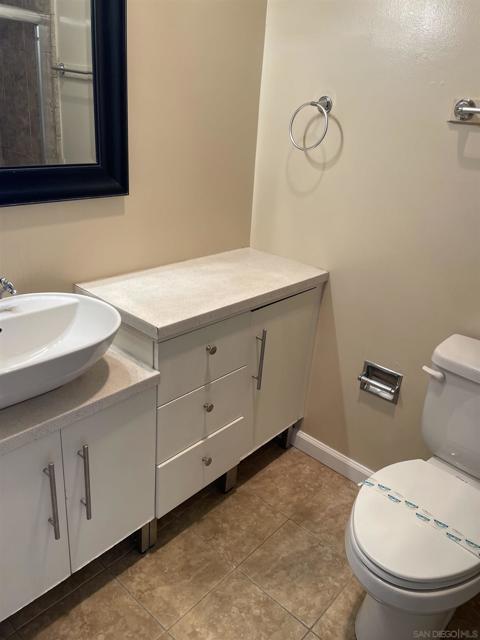 2089 Chatsworth Blvd, San Diego CA: https://media.crmls.org/mediaz/9c0d9753-8232-43e0-b538-95b3b1b6d8f8.jpg