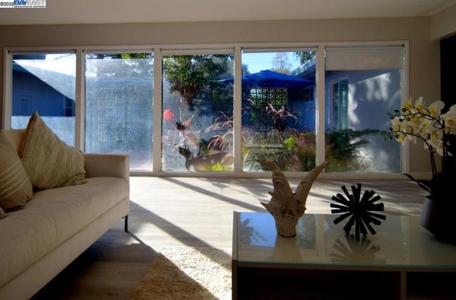 3180 Watt Ave, Sacramento CA: https://media.crmls.org/mediaz/9c0e3a5b-2458-4dd0-9efa-67cb64b9ab1f.jpg