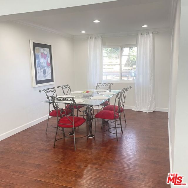 11158 Newcastle Avenue, Granada Hills CA: https://media.crmls.org/mediaz/9c1043d1-fe1c-4ced-9d6c-c805bcd3aafd.jpg