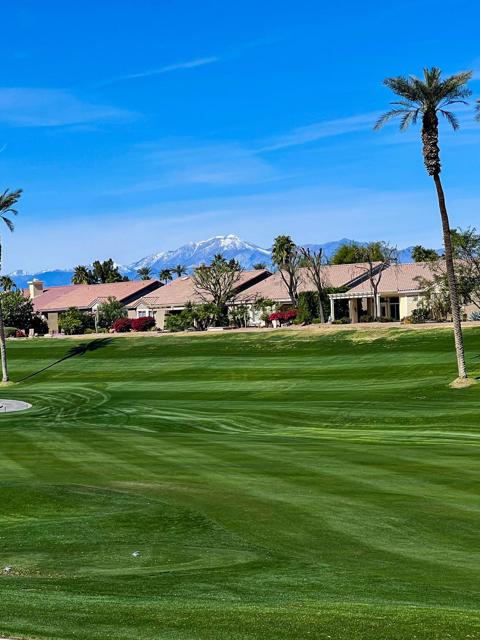 78300 Willowrich Drive, Palm Desert CA: https://media.crmls.org/mediaz/9c1151b5-50bf-4cc5-b9e6-9b2f860af8b1.jpg