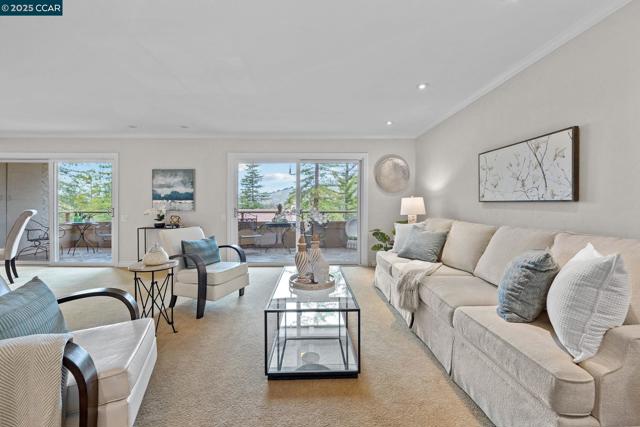 1129 AVENIDA SEVILLA, Walnut Creek CA: https://media.crmls.org/mediaz/9c11bd32-d82a-4e94-89e6-c74ffa55e4cb.jpg