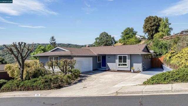 3608 VICTOR ST., Pinole CA: https://media.crmls.org/mediaz/9c1317b7-b547-4ad4-b3a4-0fb3c656c76b.jpg