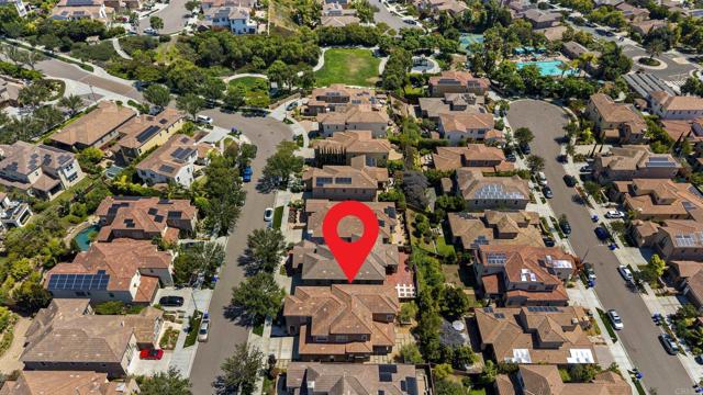 3619 N Fork Ave, Carlsbad CA: https://media.crmls.org/mediaz/9c1341d3-d90f-4a9d-91a3-f8a69ea7584f.jpg