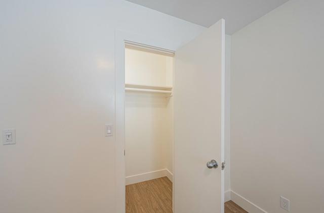 704 Oak Avenue, Greenfield CA: https://media.crmls.org/mediaz/9c1360f7-cb91-4283-af6d-29f1f9db6888.jpg