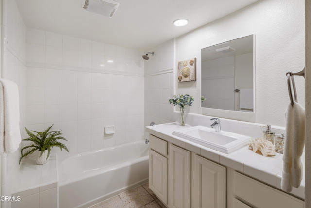 Detail Gallery Image 25 of 72 For 619 Island View Cir, Port Hueneme,  CA 93041 - 4 Beds | 2 Baths