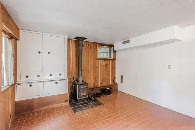 0 Big Tree Way, Woodside CA: https://media.crmls.org/mediaz/9c138425-9e5a-4cbf-b0fd-2fa3dca71968.jpg