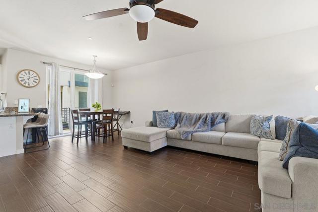 4543 Rainier Ave, San Diego CA: https://media.crmls.org/mediaz/9c139c20-3981-4f79-9eba-4dc4ed807d8a.jpg