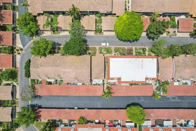 4352 Loma Riviera Court, San Diego CA: https://media.crmls.org/mediaz/9c14a6b7-bed4-461a-b999-d021b863475e.jpg