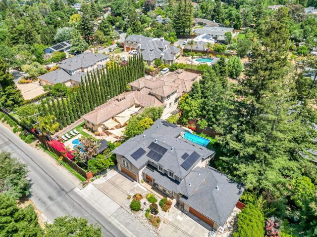 3119 Oak Knoll Drive, Redwood City CA: https://media.crmls.org/mediaz/9c1540c4-b65e-4ed9-9b6a-34532617e039.jpg