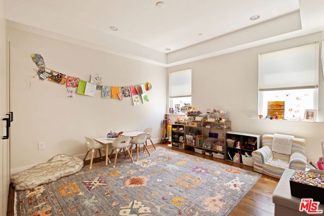 2468 Wellesley Avenue, Los Angeles CA: https://media.crmls.org/mediaz/9c15eae8-1dab-4f6b-a1fe-5750bef92eba.jpg