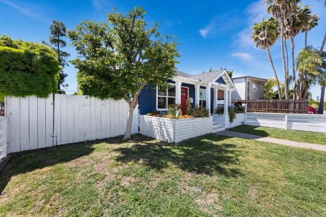 4602 Felton St, San Diego CA: https://media.crmls.org/mediaz/9c163976-534f-434a-9c2e-f256677e1ca1.jpg