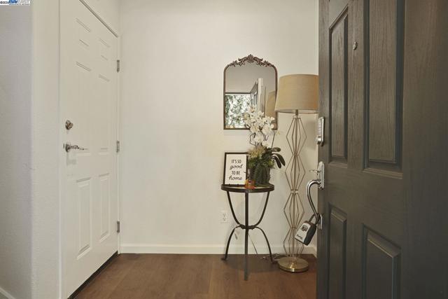 292 W Lucita Way, Mountain House CA: https://media.crmls.org/mediaz/9c169518-100f-4b97-b14d-cc504a78f33b.jpg