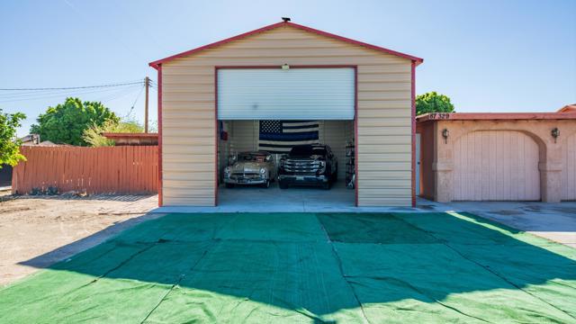 87329 Main St Street, Thermal CA: https://media.crmls.org/mediaz/9c16d9d8-7fa8-4690-b5b0-24825a2cc7a5.jpg